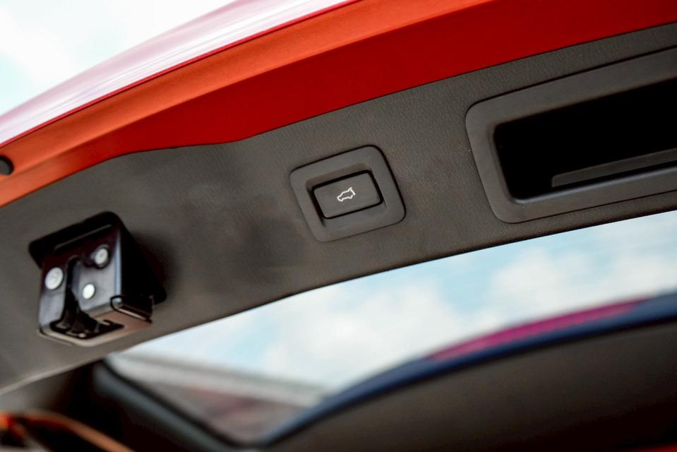 Mazda CX-5 2.2 XD 2WD AT 2018ไมล์ 88,xxx km. !! ราคา 499,000 บาท โทร.0922639576 เอ๋ พร้อมขับทันที รูปที่ 7