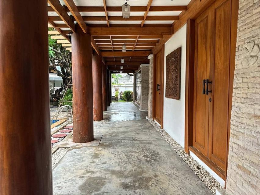 ขายบ้านหรูสไตล์บาหลีแท้ ใจกลางนวลจันทร์พื้นที่ใช้สอยกว่า 1,500 ตร.ม. 11