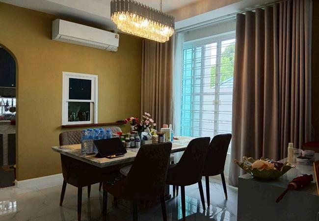ขายบ้านเดี่ยว หมู่บ้านสัมมากร รามคําแหง 112 สะพานสูง กรุงเทพ เนื้อที่ 66 ตร.ว. 2 ชั้น 3 นอน 4 น้ำ 5