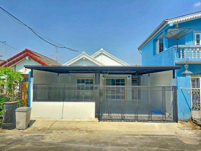 หมู่บ้านอัญชลี ทำเลสนามบินน้ำ ใกล้กองสลาก บ้านชั้นเดียว ตกแต่งใหม่พร้อมอยู่ หน้าบ้านกว้าง 8 เมตร ใกล้เซ็ลทรัลรัตนาธิเบศร์ 1