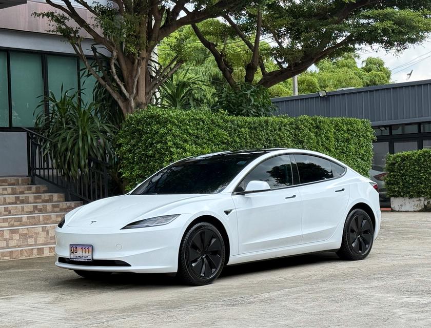 2024 TESLA MODEL 3 รถมือเดียวออกป้ายแดง สภาพป้ายแดง รถวิ่งน้อย เข้าศูนย์ตลอด รถไม่เคยมีอุบัติเหตุครับ รูปย่อยที่ 4