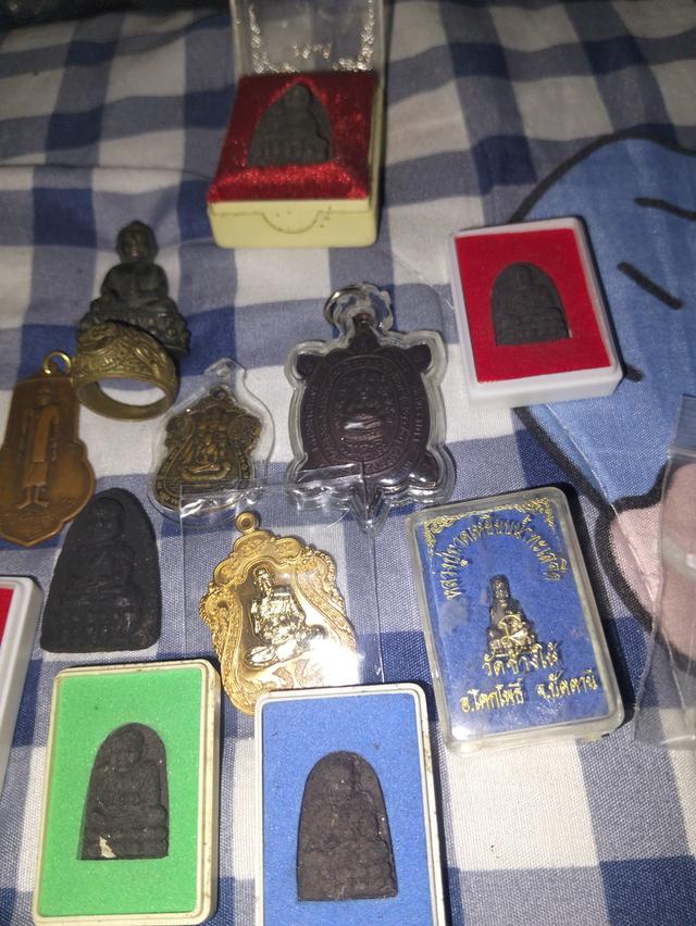 พระเครื่องเก็บสะสมมานานแล้ว รูปที่ 5