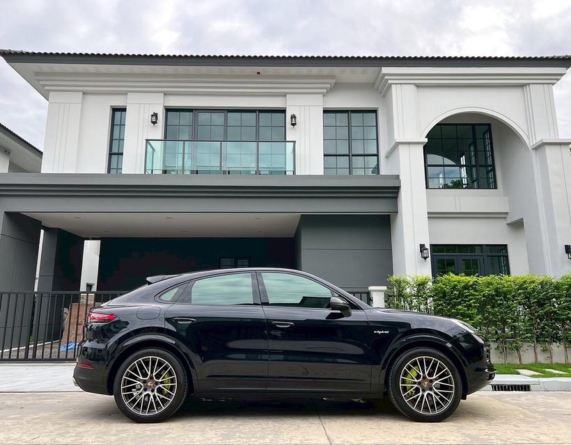Porsche Cayenne E-Hybrid Coupe 2022รถออกจากโชว์รูม AAS Warranty Battery Hybrid 8 ปี (2029)