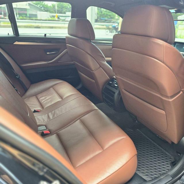 รหัสรถ BAC523 🚗💨BMW 523i Highline (F10) ปี 2011 สีดำ 13