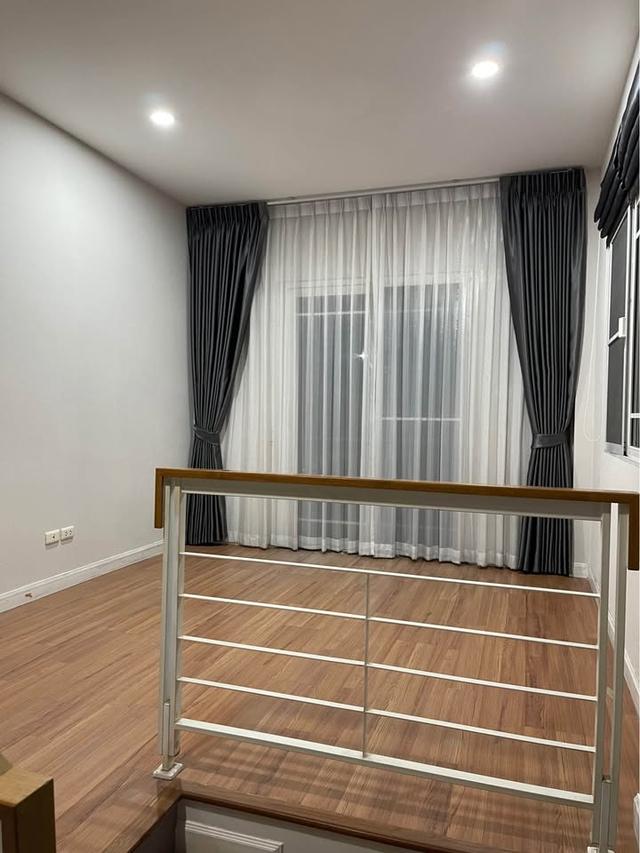 หมู่บ้านมัณฑนา ( ซ.กรุงเทพกรีฑา 7 หรือเข้าทางรามคำแหง 60) ให้เช่า 50,000 8