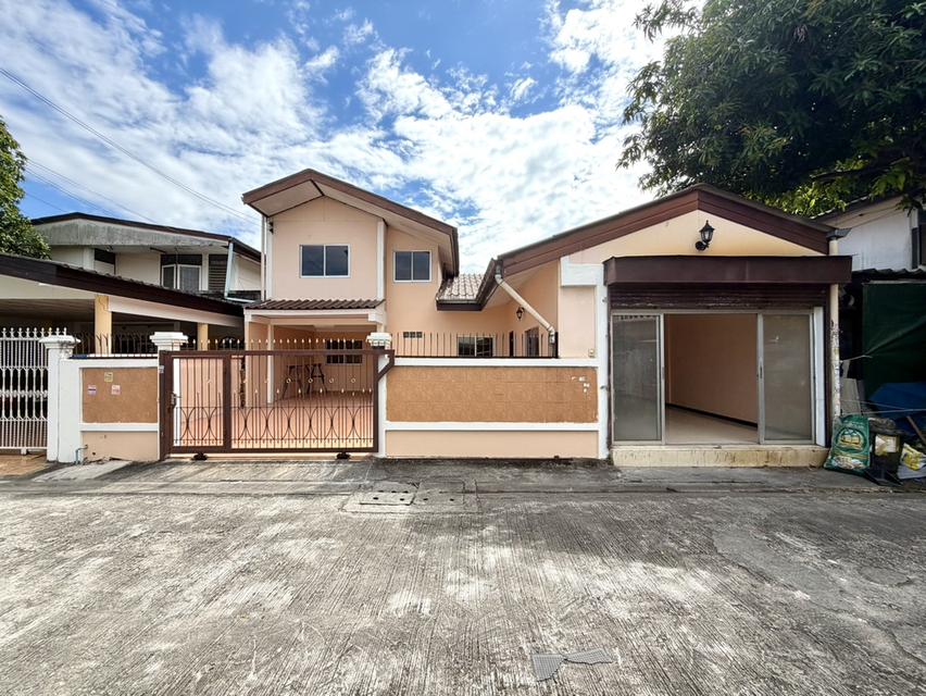 🚩บ้านปัฐวิกรณ์ 2 ชั้น รีโนเวทแล้ว 49 ตร.ว. ทำเลดี ซ.นวมินทร์ 74 บางกะปิ กรุงเทพฯ 1