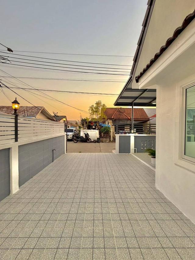 หมู่บ้านบัวทอง4 ถนนบ้านกล้วย-ไทรน้อย 19