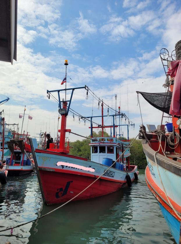 ขายเรือประมงมือสองใช้งานปกติ