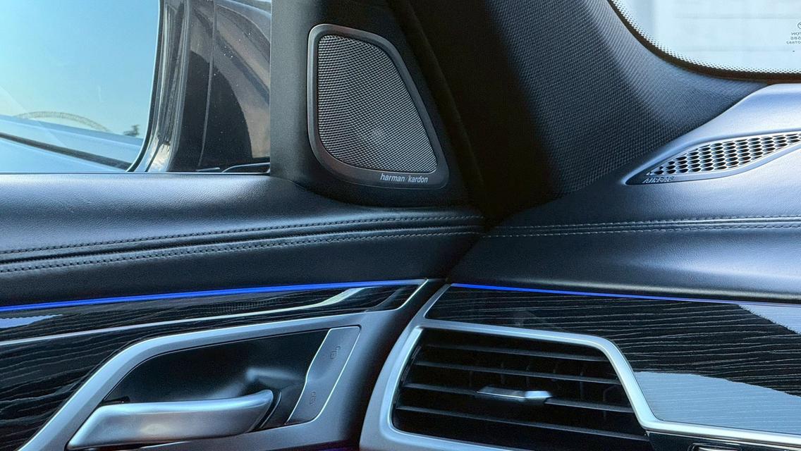 รหัสรถ PBG9999 BMW 730Ld M Sport ปี 2019 14