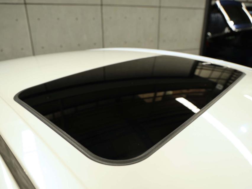 2023 Toyota CAMRY 2.5 (ปี 18-24) HEV Premium Luxury Sedan AT B8564 รูปที่ 2