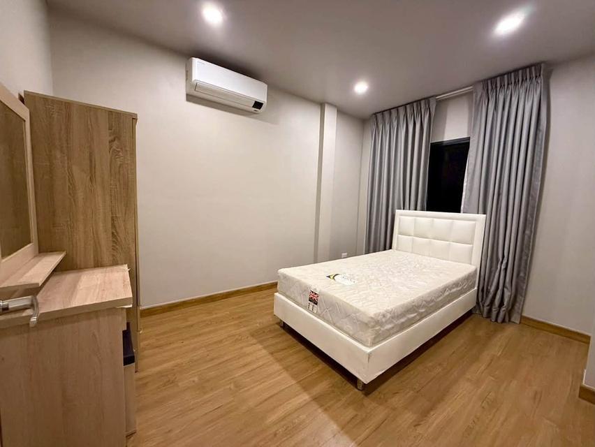 U1486 ให้เช่าทาวน์โฮม 3 ชั้น หลังมุม สิริเฮ้าส์ รัชดา 18 SIRI HOUSE บ้านพร้อมเฟอร์ ทำเลดีเดินทางสะดวกเข้าออกได้หลายทาง 14