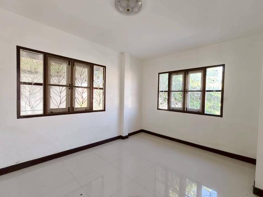 หมู่บ้านบัวทองธานีพาร์ค ซอย 6 ถนนกาญจนาภิเษก ต.บางบัวทอง อ.บางบัวทอง จ.นนทบุรี 15