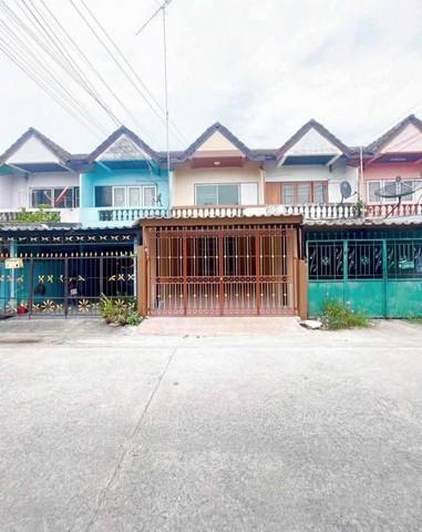 ขายบ้าน ทาวน์โฮมสองชั้น บ้านรีโนเวทใหม่ทั้งหลัง พร้อมอยู่ ที่อยู่ : ซอยหน้าวัดตาลล้อม ต.แสนสุข อ.เมืองชลบุรี 1