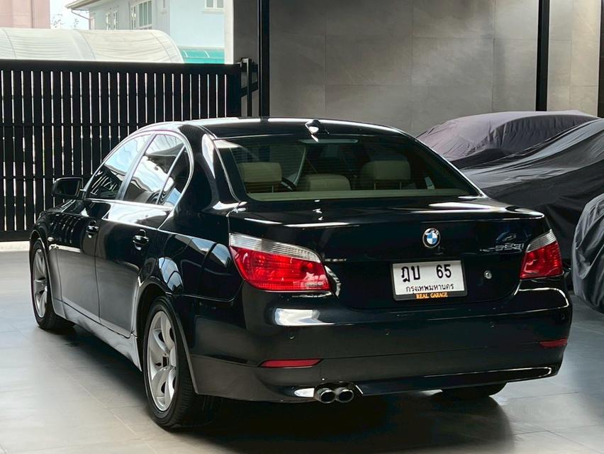 BMW 523i 2.5 E60 Sedan 4