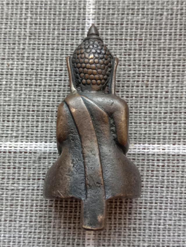 พระยอดธงพิมพ์เชียงแสน รูปที่ 2