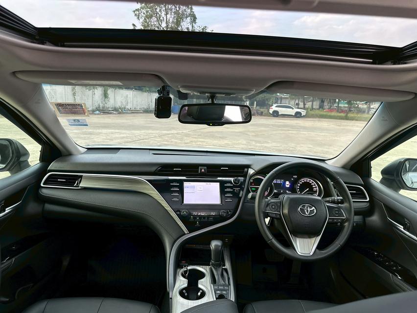 รหัสรถ PAT3955 📌 Toyota Camry 2.5HV Hybrid (ACV70) สีบรอนซ์เงิน ปี 2020 13