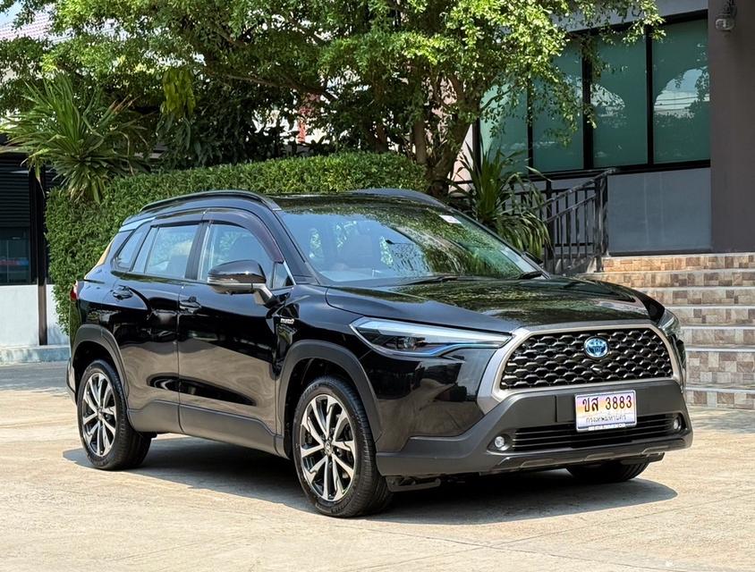 2021 TOYOTA CROSS HYBRID PREMIUM SAFETY รถมือเดียวออกป้ายแดง รถวิ่งน้อย เข้าศูนย์ทุกระยะ รถไม่เคยมีอุบัติเหตุครับ