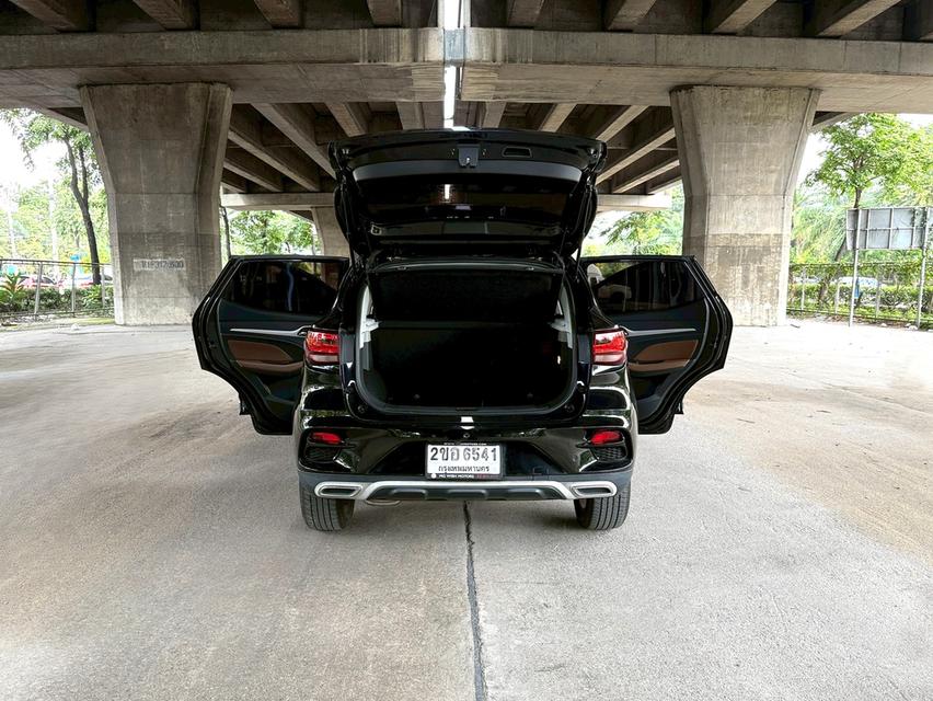 ขายรถ MG ZS 1.5X+ sunroof ปี 2022 สีดำ เกียร์ออโต้ 16