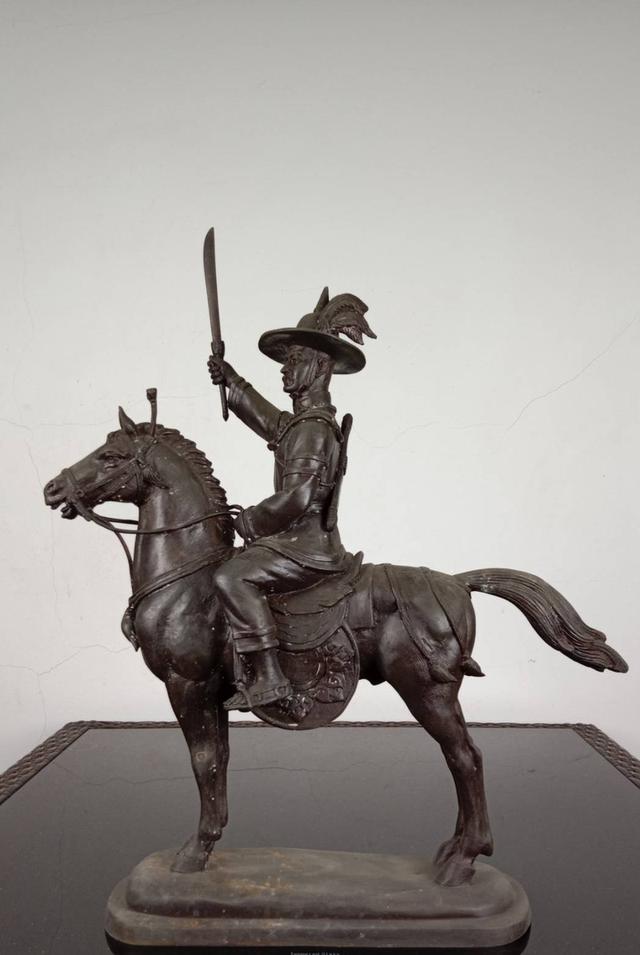 625.พระบรมรูปหล่อสมเด็จพระเจ้าตากสินมหาราช ทรงม้าศึก 5