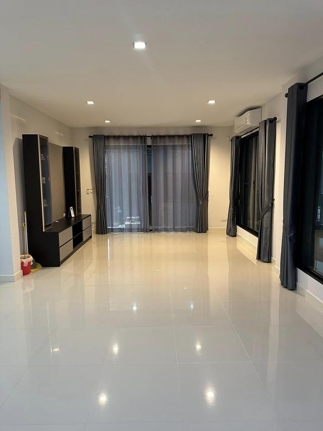 ขาย…บ้านเดียว สองชั้นตกแต่งเรียบร้อย หมู่บ้านวิสดอมกรีนทาวน์ 2 เพชรเกษม 69 ถนนเลียบคลองภาษีเจริญฝั่งใต้ รูปย่อยที่ 1