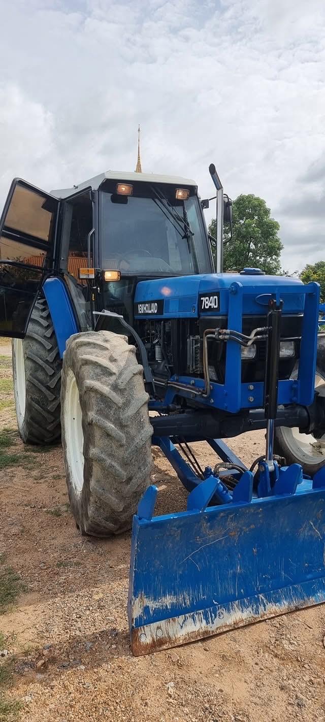 รถไถ Newholland 7840 G16x16 EDC 6