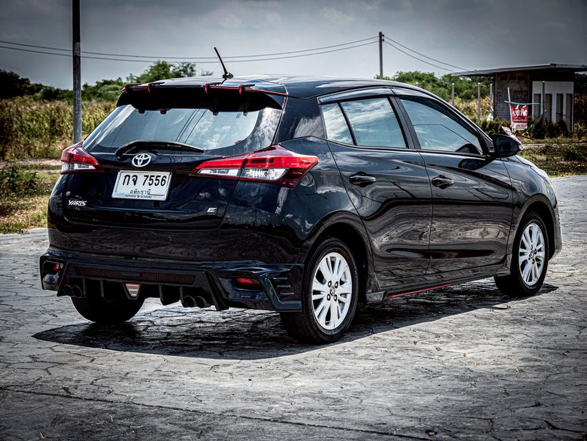 Toyota Yaris 1.2E ปี 2018 สีดำ