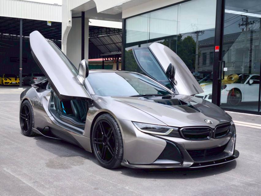 รหัสรถ KPV53 2018 BMW i8 1.5 HYBRID Pure Impulse สีดำ WRAP สีน้ำตาล 18
