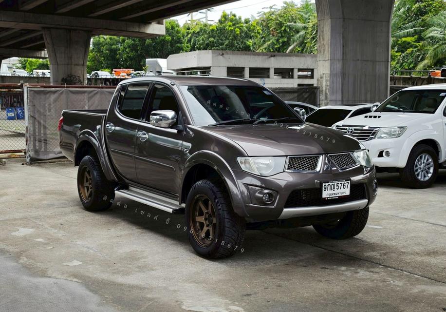 Mitsubishi Triton 2.5 Plus Double-Cab Auto ปี 2014