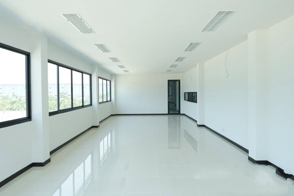 ให้เช่าโรงงาน เนื้อที่ 2-1-50 ไร่ ย่านศาลายา – บางเลน มีใบอนุญาต รง.4 พร้อม สำนักงาน มี ที่พักพนักงาน พุทธมณฑล ตำบล คลอง 5