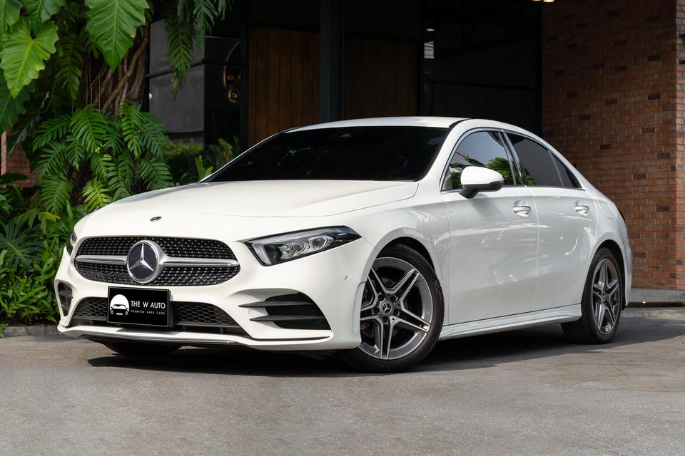 “Mercedes-Benz A200 AMG Dynamic” ปี 2022