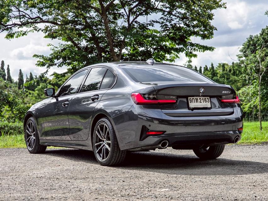 ขาย BMW 320d Sport ปี20