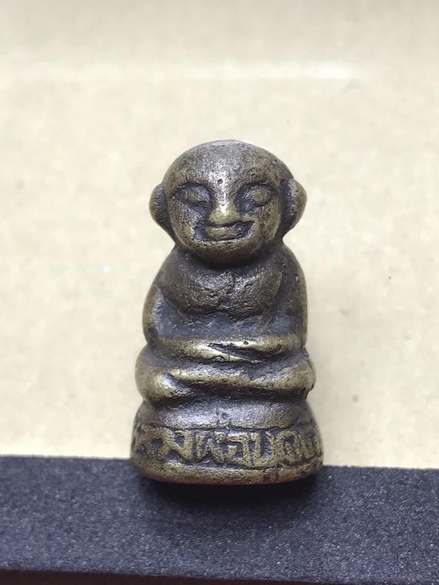 พระหน้านกฮูก หลวงปู่บุดดี วัดหนองหลัก