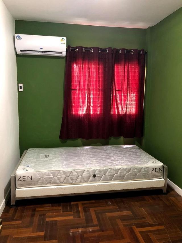 ทาวน์เฮ้าส์ให้เช่า วอร์เรนแมนชั่น 2 ลาดยาว 5นอน 4