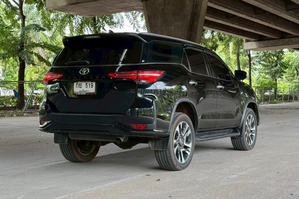 Toyota FORTUNER 2.4 Legender 2WD AT ปี 2022