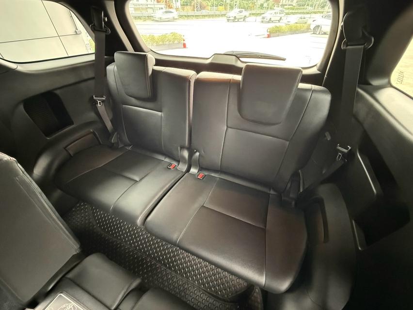 2022 TOYOTA FORTUNER, 2.8 GR SPORT BLACK TOP 4WD โฉม ปี15-ปัจจุบัน สีดำ เกียร์ออโต้ มือเดียวซื้อสด รูปที่ 9
