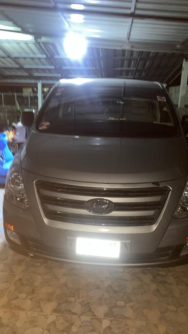 ฮุนไดh1 touringปี2016 auto