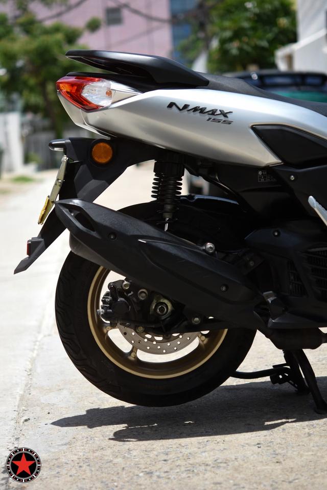 Yamaha N-Max  6