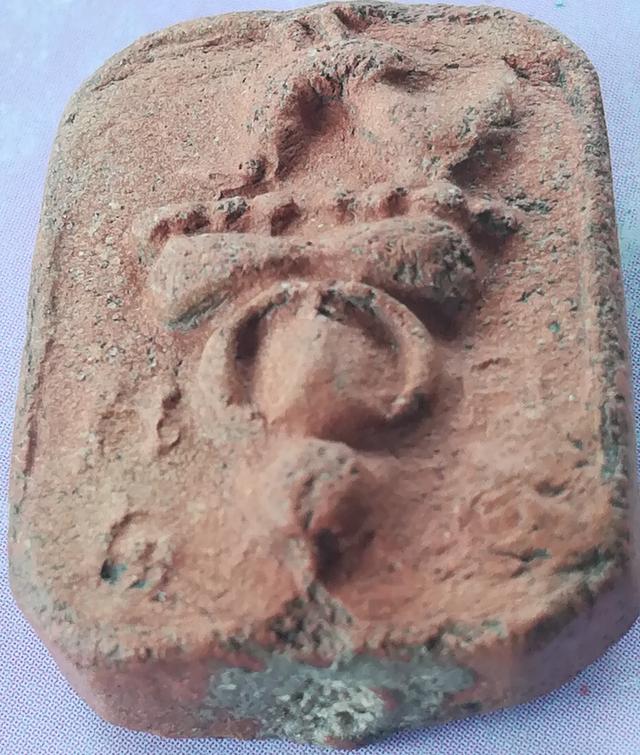 หลวงพ่อปาน พิมพ์ทรงไก่หางพวง (ไก่ผอม) รูปย่อยที่ 4