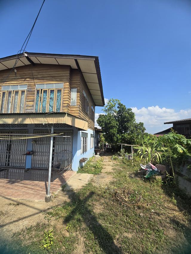 ขายบ้านไม้สัก2ชั้นพร้อมที่ดิน 1 ไร่ 38ตรว. บ้านต้นธงชัย ต.แม่ปุ อ.แม่พริก จ.ลำปาง 2