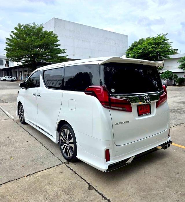Toyota ALPHARD 2.5SC PACKAGE สีขาว ปี 2023 ไมล์ 20,000 กม.  4