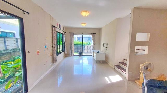 ถูกที่สุดใน ซาฟารี รร. สาธิตพัฒนา 500 ม.บ้านเดี่ยวให้เช่า 2 ชั้น 3นอน 3น้ำ ใกล้ หทัยราษฎร์ 39 เพียง 800 ม. ปัญญาอินทรา 3