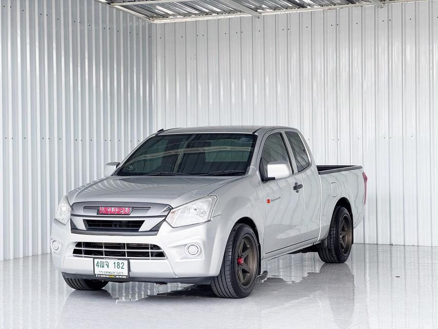 Isuzu D-Max 1.9S ดีเซล เกียร์ธรรมดา ปี2019 2