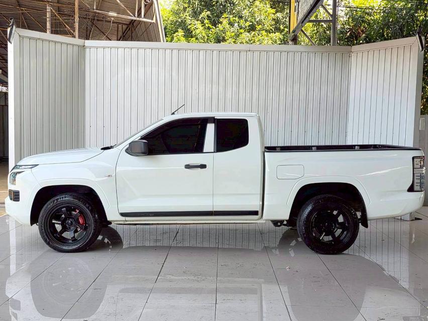MITSUBISHI TRITON Ext.Cab 2.4 Active MT (AB/ABS) ปี 2025 สีขาว โฉม Ext. CAB 23-ปัจจุบัน รถVat% รูปที่ 4