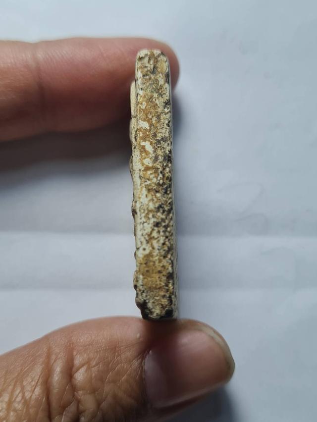 พระสมเด็จเก่า เนื้อสวย รูปที่ 4