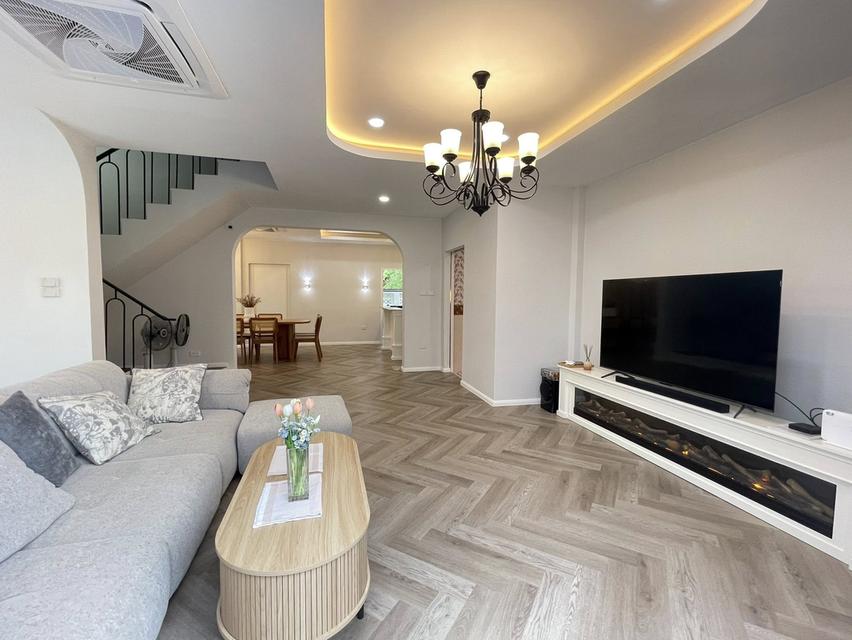 ขายบ้านใหม่ 2 ชั้น พัทยา - พรประภานิมิตร 15