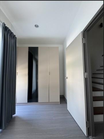 ให้เช่า ทาวน์โฮม 3 ชั้น โครงการ สัมมากร อเวนิวสุวรรณภูมิ ซอยพัฒนาชนบท 3 เฟอร์นิเจอร์เครื่องใช้ไฟฟ้าครบ 9