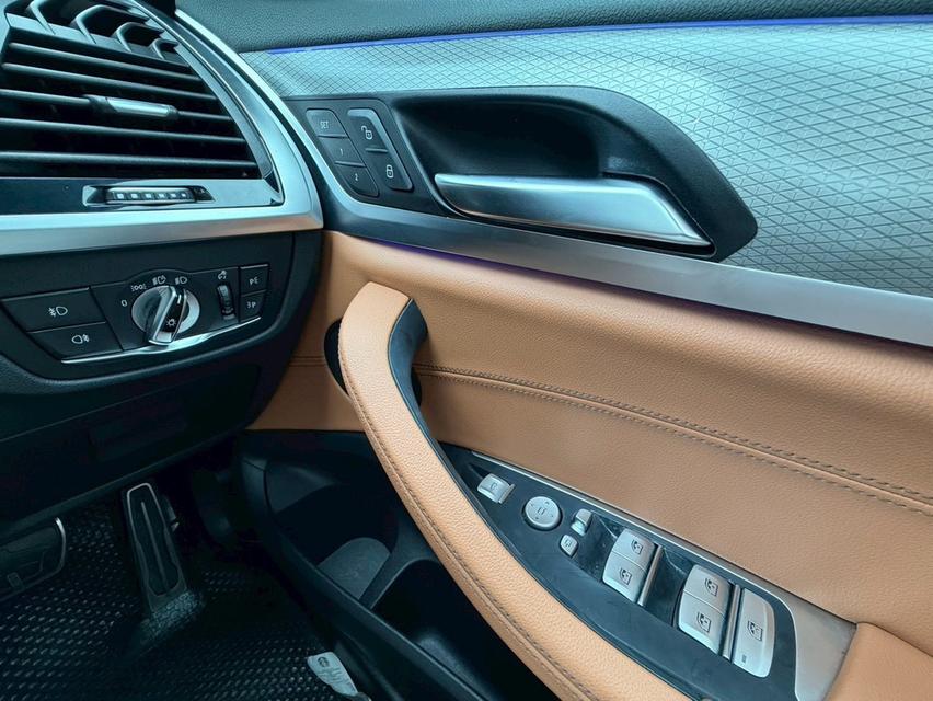 BMW X3 Xdrive 20d Msport ปี20 9