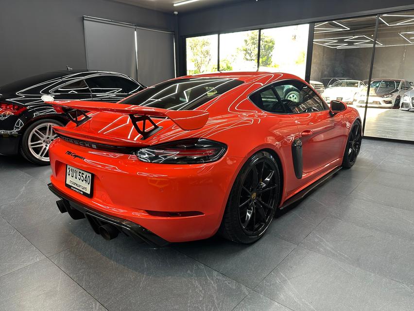 Porsche Cayman 718 5