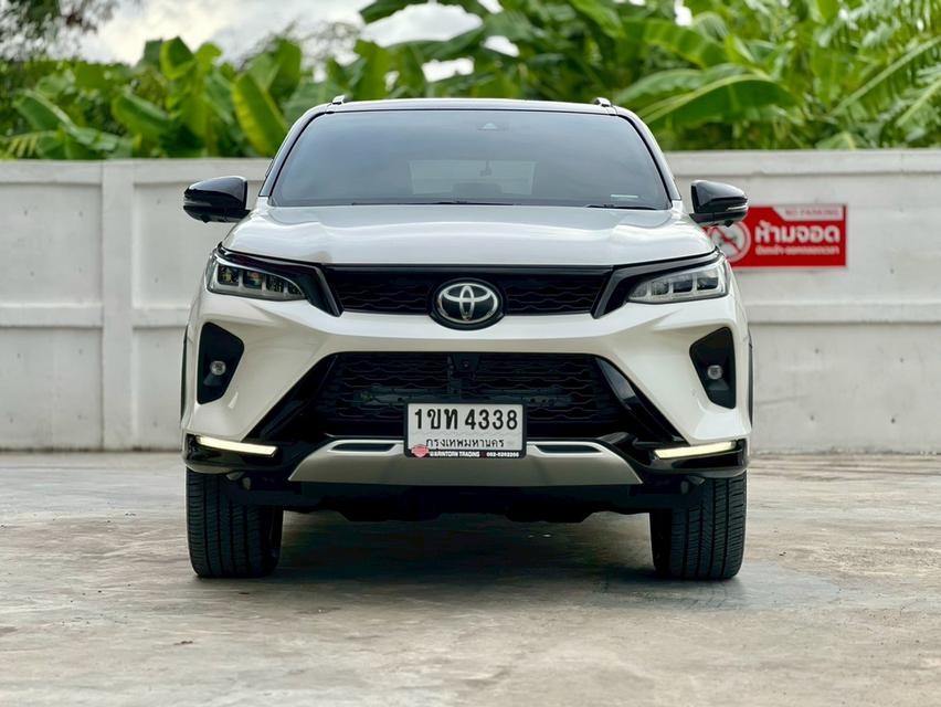 TOYOTA FORTUNER 2.8 LEGENDER BLACK TOP 4WD ปี 2020 โฉม ปี15-ปัจจุบัน