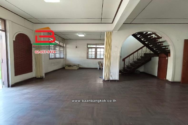 ที่ดินพร้อมบ้าน ซอยลาดพร้าว 69 (ซอยทำเนียม) เนื้อที่ 63 ตารางวา ใกล้โรงเรียนนวมินทราชินูทิศ บดินทรเดชา แขวงวังทองหลาง เขตวังทองหลาง กรุงเทพมหานคร 4